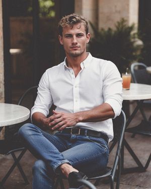 white-button-down-shirt-blue-jeans